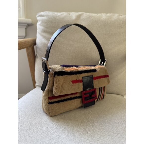 multicolour rabbit baguette fendi handbag - Picture 4 of 9